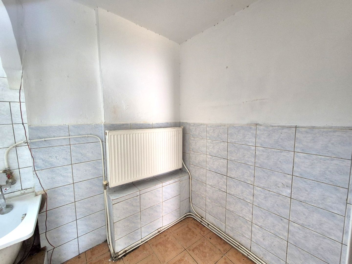 Casa de vanzare pretabila locuinta sau afacere | 13 Septembrie - Poză 13