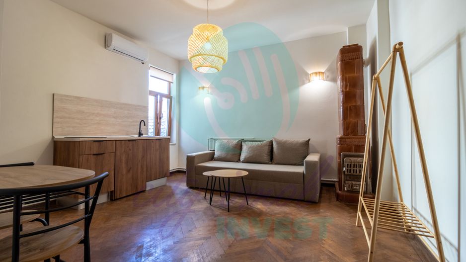 Vila interbelica AIRBNB "la cheie" - Poză 10