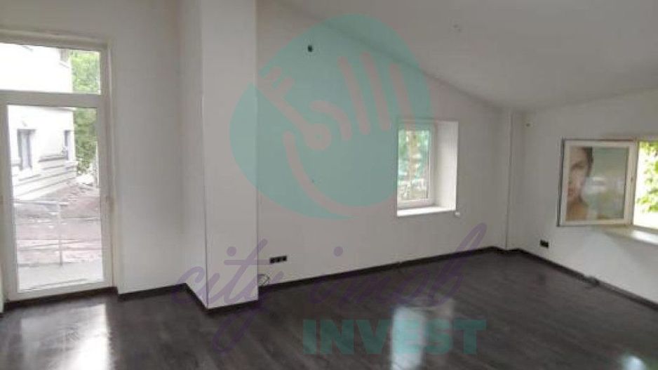 Casa consolidata in anul 2003 - spatiu comercial - Poză 5