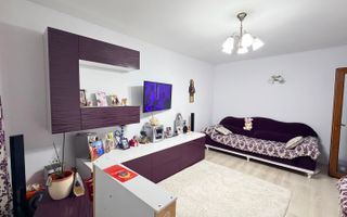 Metrou Aparatorii Patriei ~ Apartament 3 camere decomandat - Poză 10