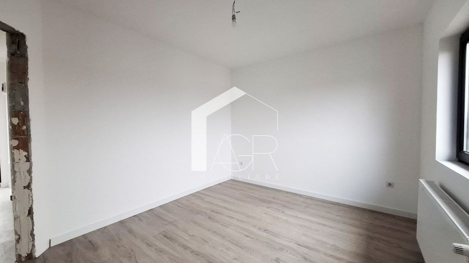 Casa P+1E+M, cu 5 camere, zona Rudului - Poză 12