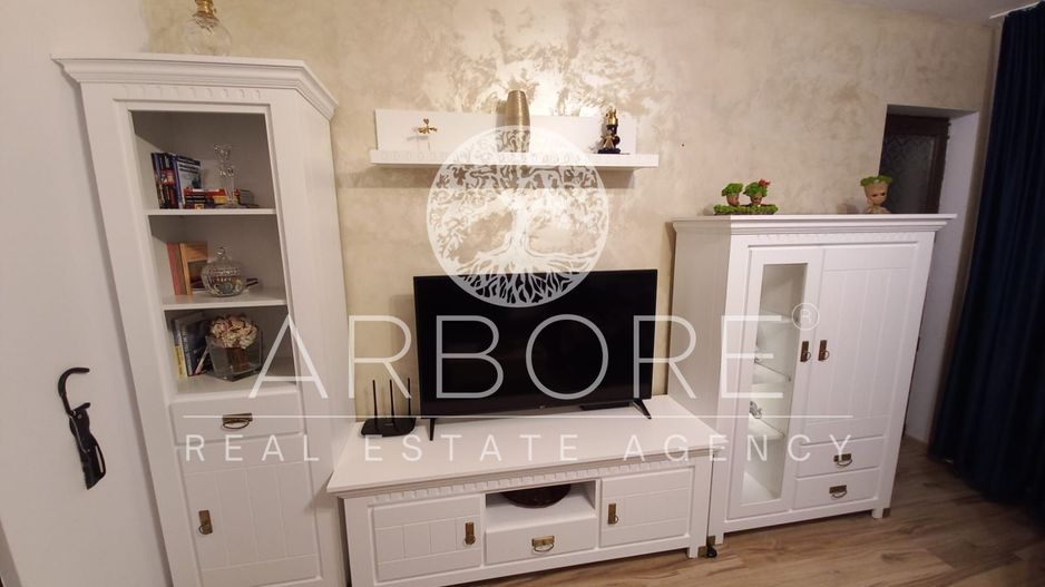 Apartament 2 camere cu 2 bai, decomandat, Trapezului - Poză 2