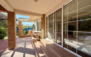 Vila cu 6 camere *485 mpc // *1.670mp teren* // 8 locuri parcare // Sisești - Poză 7