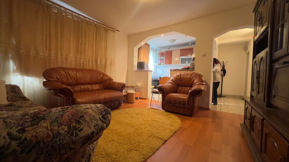 Apartament 2 camere etaj 1 - Blv. Republicii - Poză 5