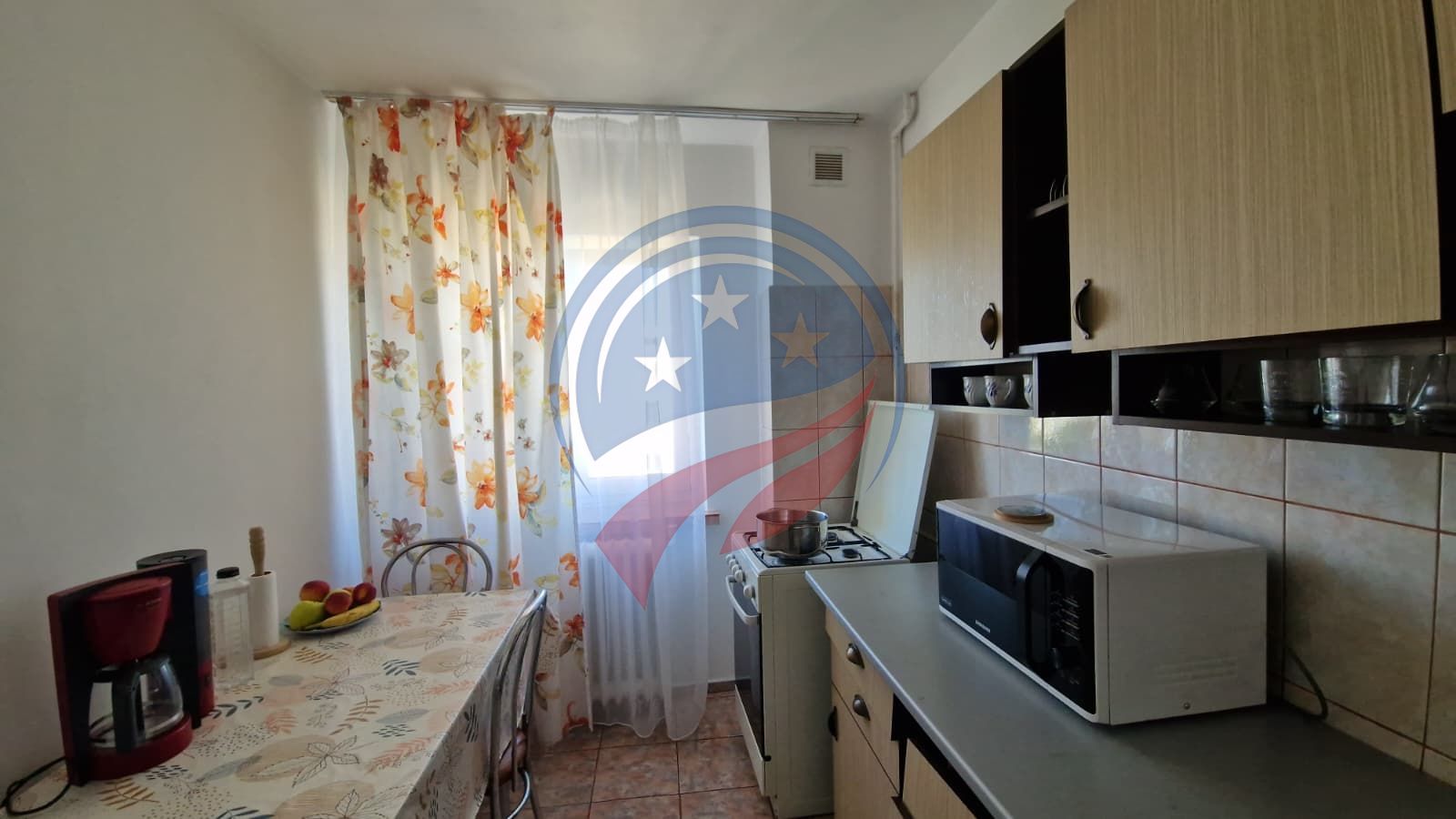 DE VÂNZARE – Apartament cu 2 camere, mobilat și utilat, în Craiovița Nouă! - Poză 7
