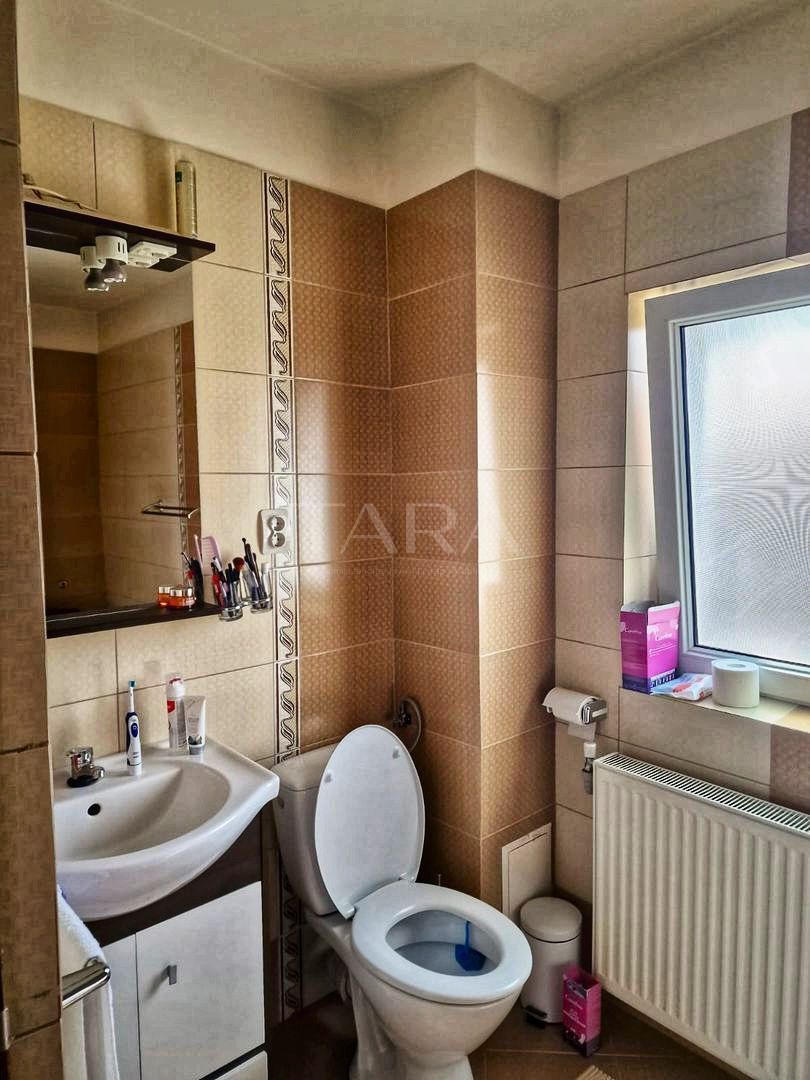 Casa de vanzare in Floresti,  zona Avram Iancu. - Poză 9