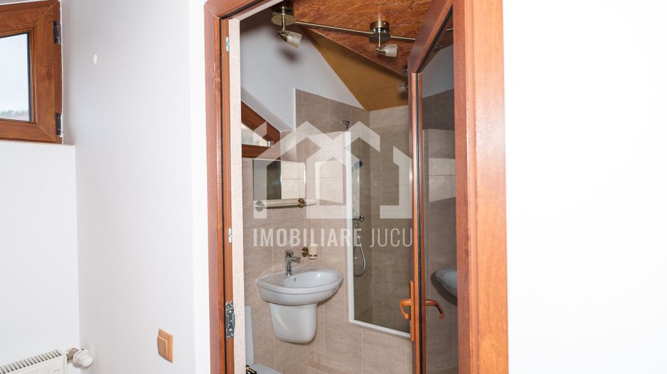 Clădire modernă cu spațiu multifuncțional de închiriat în Jucu de Mijl - Poză 23