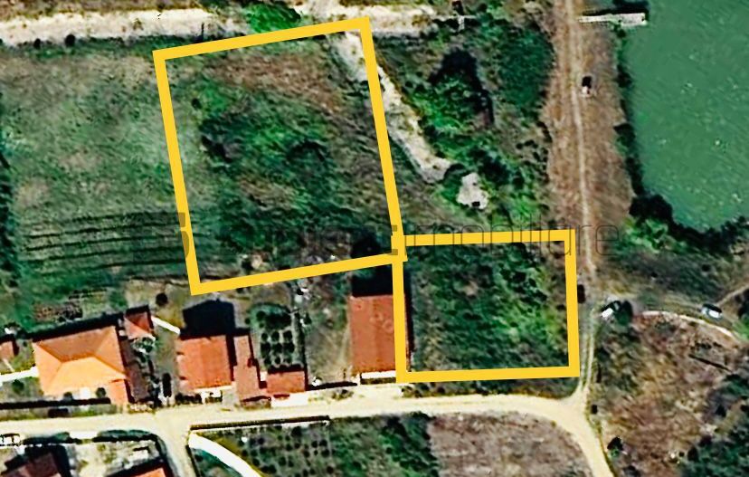 Sapient | Parcele pe str. Dealu mare , lacul Hanul Pescarilor - Poză 1