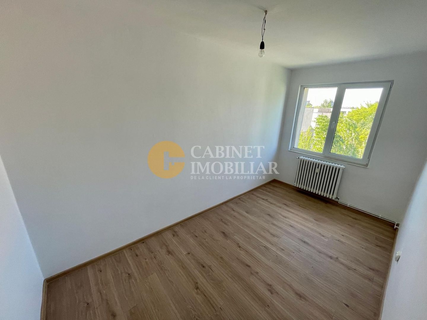Apartament cu 3 camere - Renovat - zona Podu Ros - Poză 5