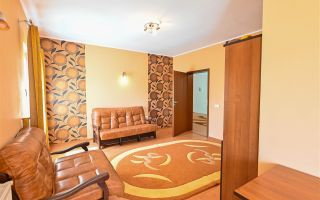 Vila cu 1.500 mp teren, gradina amenajata, linistita zonare,  Halchiu, Brasov - Poză 7