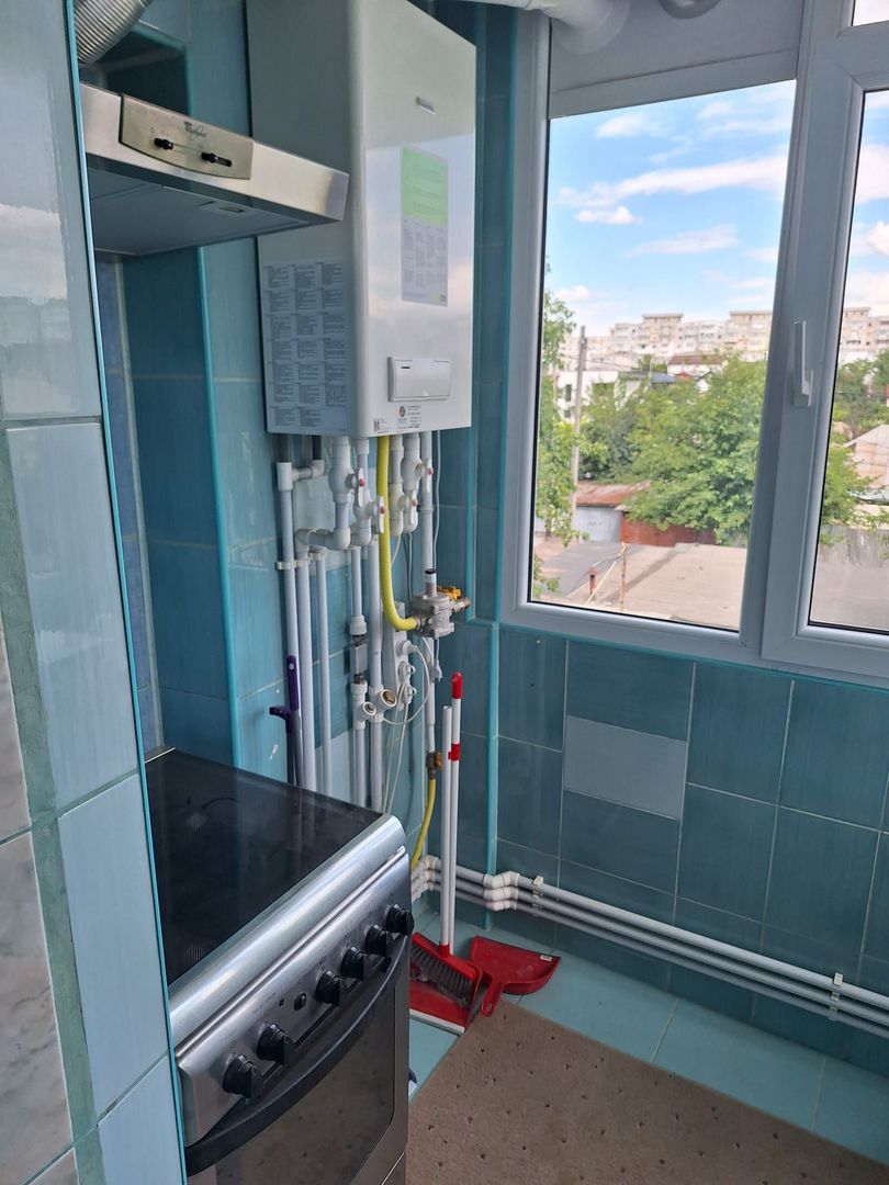 Regim hotelier, 2 camere, Micro 17, 200 lei/noapte - Poză 14