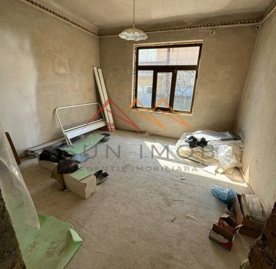 Casa 3 camere, ultracentral, fara trafic auto, Campina, Prahova - Poză 15