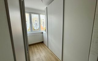 Apartament cu 2 camere in strada Moldovei. - Poză 4