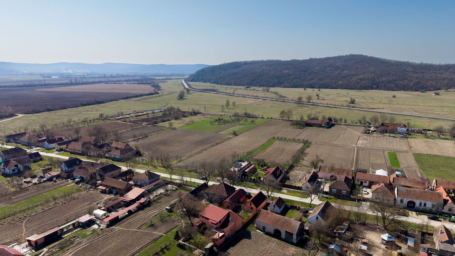 Loc de casă în Odvoș - Conop 3000mp - Poză 18