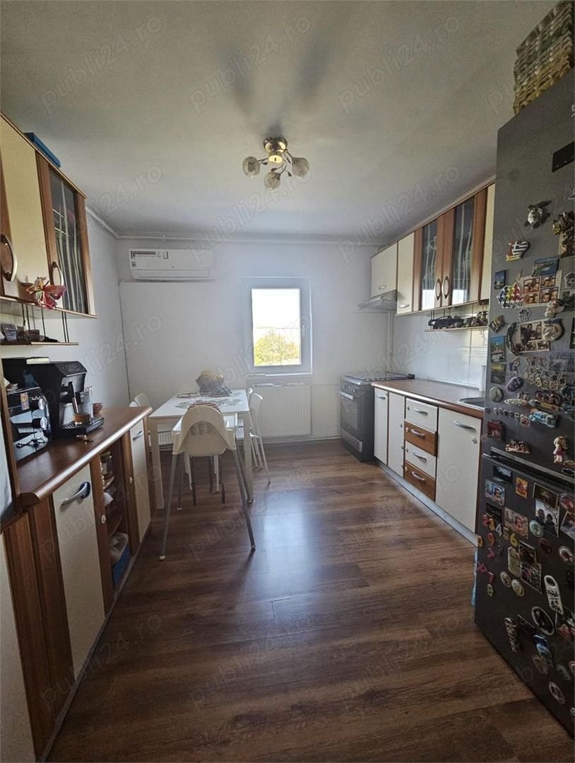 3 camere Lipovei 2 bai 2 balcoane centrala proprie - Poză 2