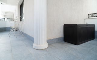 2 cam SD Royal Town, 62 mp, 2 balcoane, parcare, mobilat ,169500 € - Poză 18