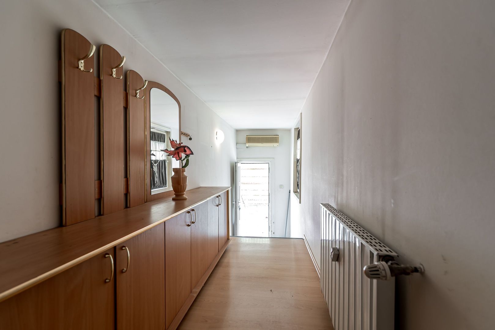 Locuință și Business pe Str. L. Blaga, Arad, Spațiu + Apartament - Poză 12