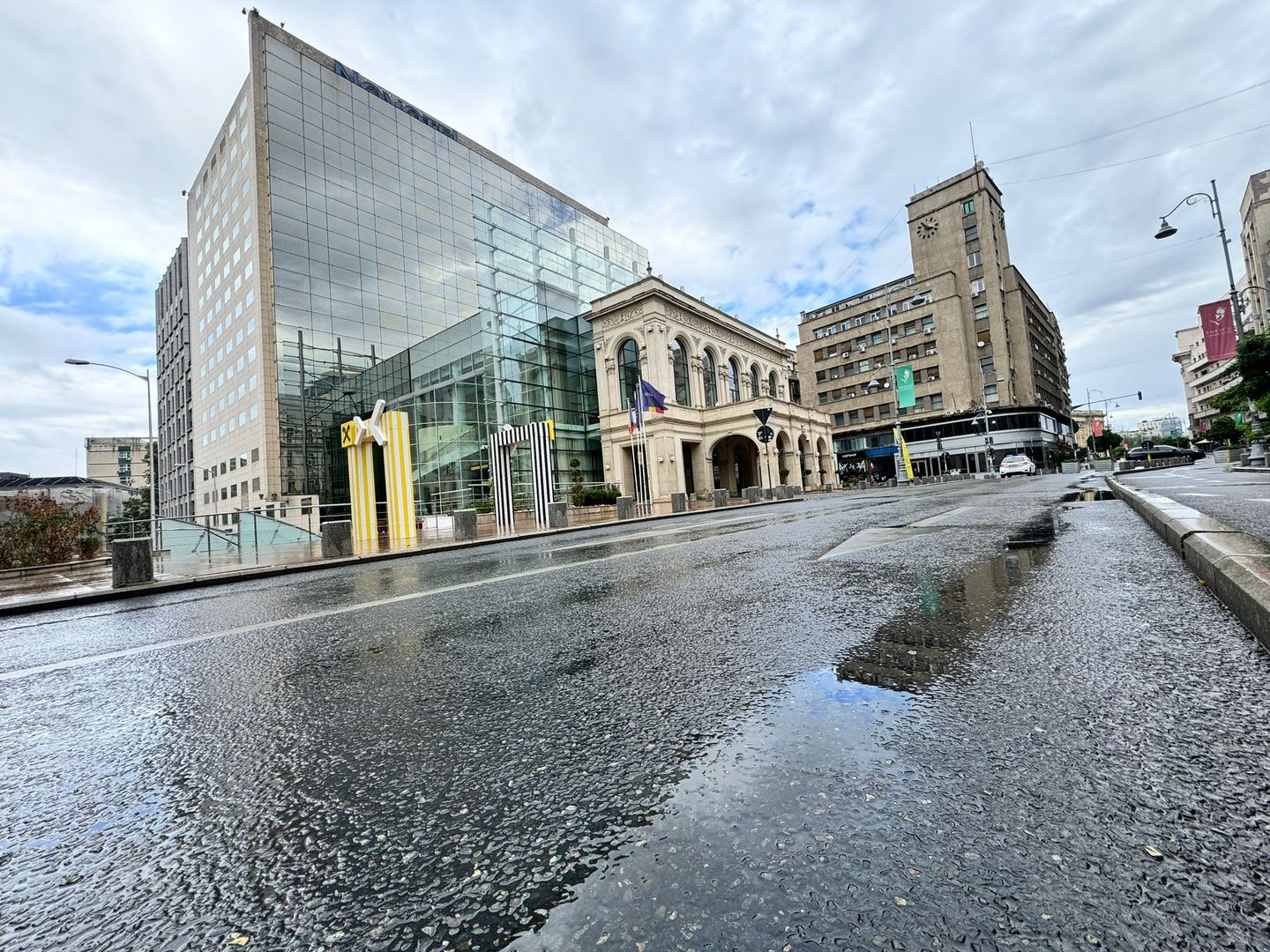 Garsoniera de vânzare în fața Novotel-  Calea Victoriei - Poză 32