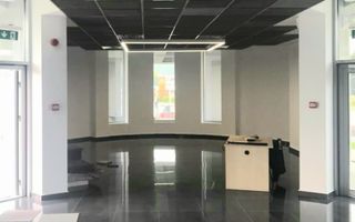 Showroom/birouri de închiriat Brasov- 60 mp cu ( utilități incluse in pret ) - Poză 2