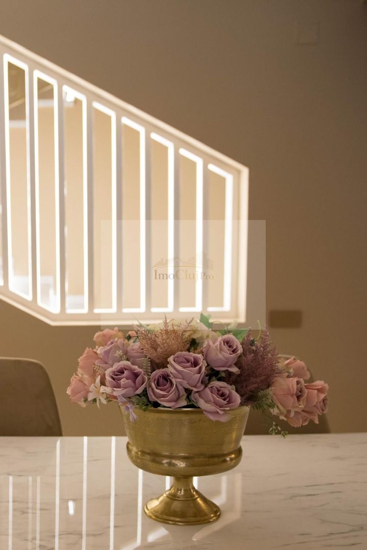 Inchirere casa Smart cu piscină, 5 camere, 5 băi și garaj – Borhanci - Poză 24