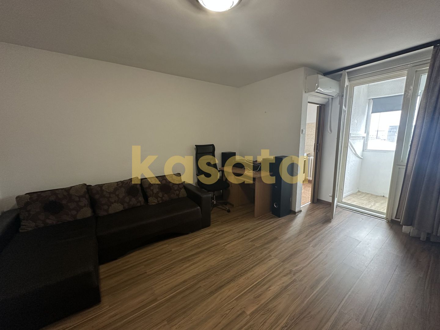 Garsonieră Drumul | Metrou Favorit | Acces Stradal - Poză 3