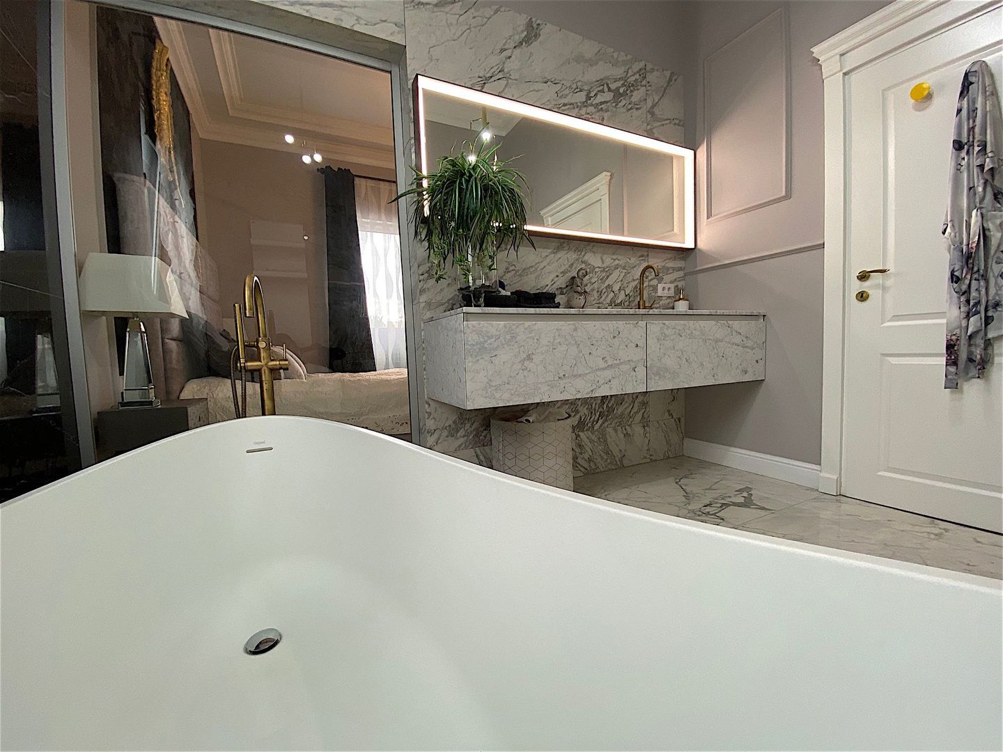 Vila deosebita cu piscina zona Dumbravita - Poză 16