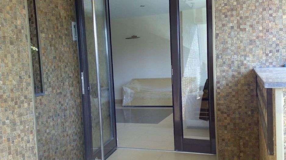 De vanzare apartament 3 camere| Voluntari |spatios cu vedere la padure - Poză 3