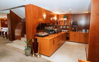 Restaurant de închiriat- Piața Romană - Poză 4