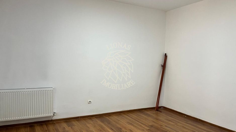 Spatiu birou 4 camere 132 mp-terasa-renovat-parcare-Ultracentral - Poză 1