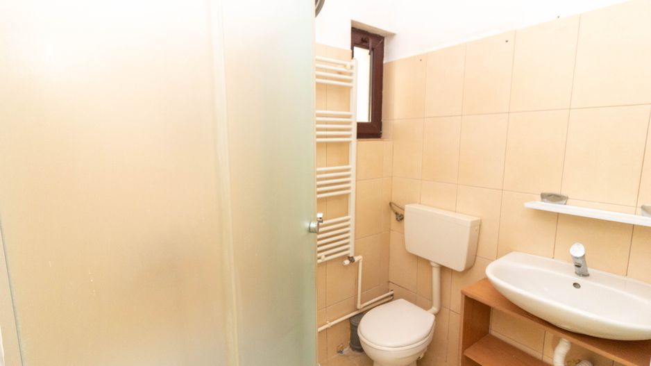 Vila spatioasa de vanzare in Pantelimon zona Padurea Cernica - Mierlei - Poză 37