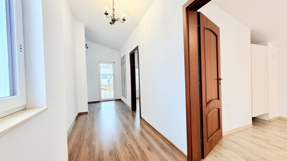 Casă de închiriat la liziera pădurii - Dumbrăvița - Poză 14