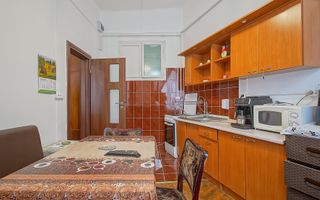 Spațiu, caracter și parcare rezervată, la doi pași de Centrul Istoric - Poză 6