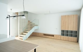 Inchiriere vila 3 camere in Amber Forest - Poză 1