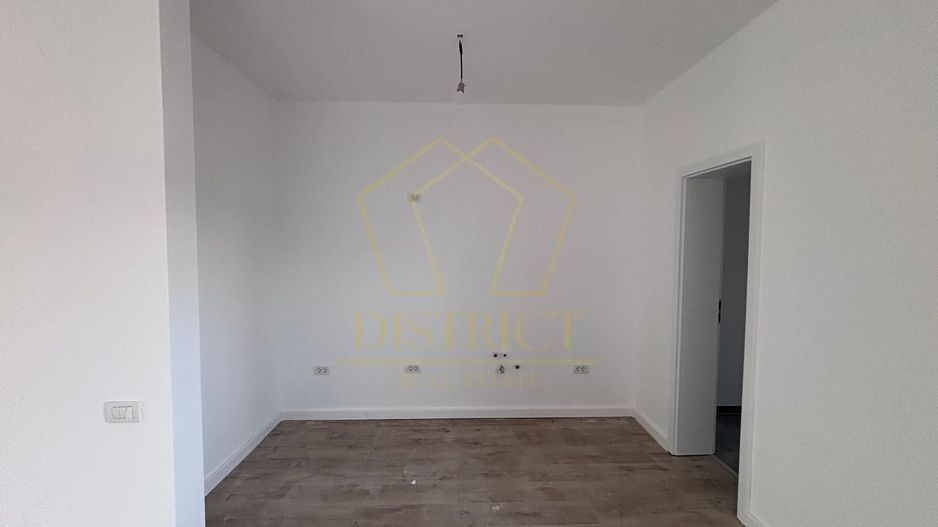 COM 0% Duplex cu 4 camere, panouri, pompe de caldura | Giroc - Poză 7