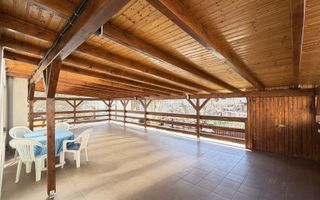 Apartament modern 3 camere cu balcoan terasa și curte comuna in Strand - Poză 8