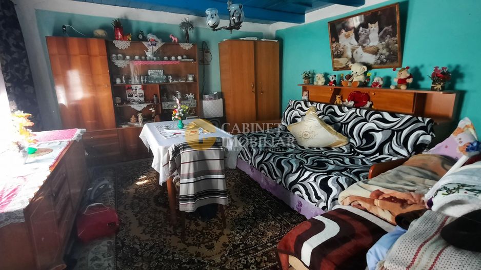 Casă / Vilă cu 2 camere de vânzare în Totoesti - Poză 12