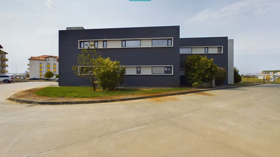 Spațiu comercial modern cu parcare proprie - Poză 22