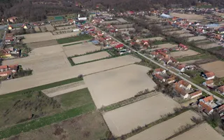 Loc de casă în Odvoș - Conop 3000mp - Poză 19