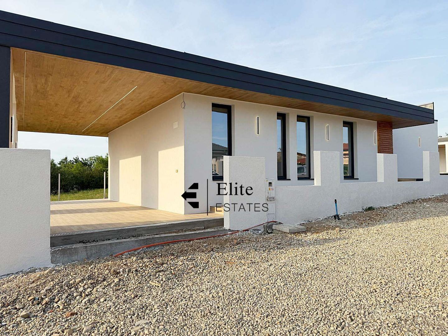 Casa premium cu 4 camere in Cihei | Centura Oradea la 2 minute - Poză 1