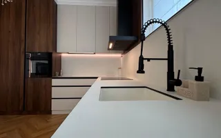 Vila mobilata ultra lux, curte mare, parcare acoperita-500 mp teren - Poză 12