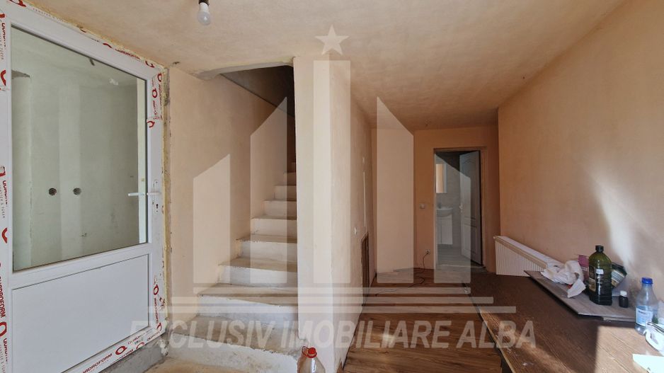 Casa de vanzare | 110 mp | 650 mp teren | Sebes-Petresti - Poză 8