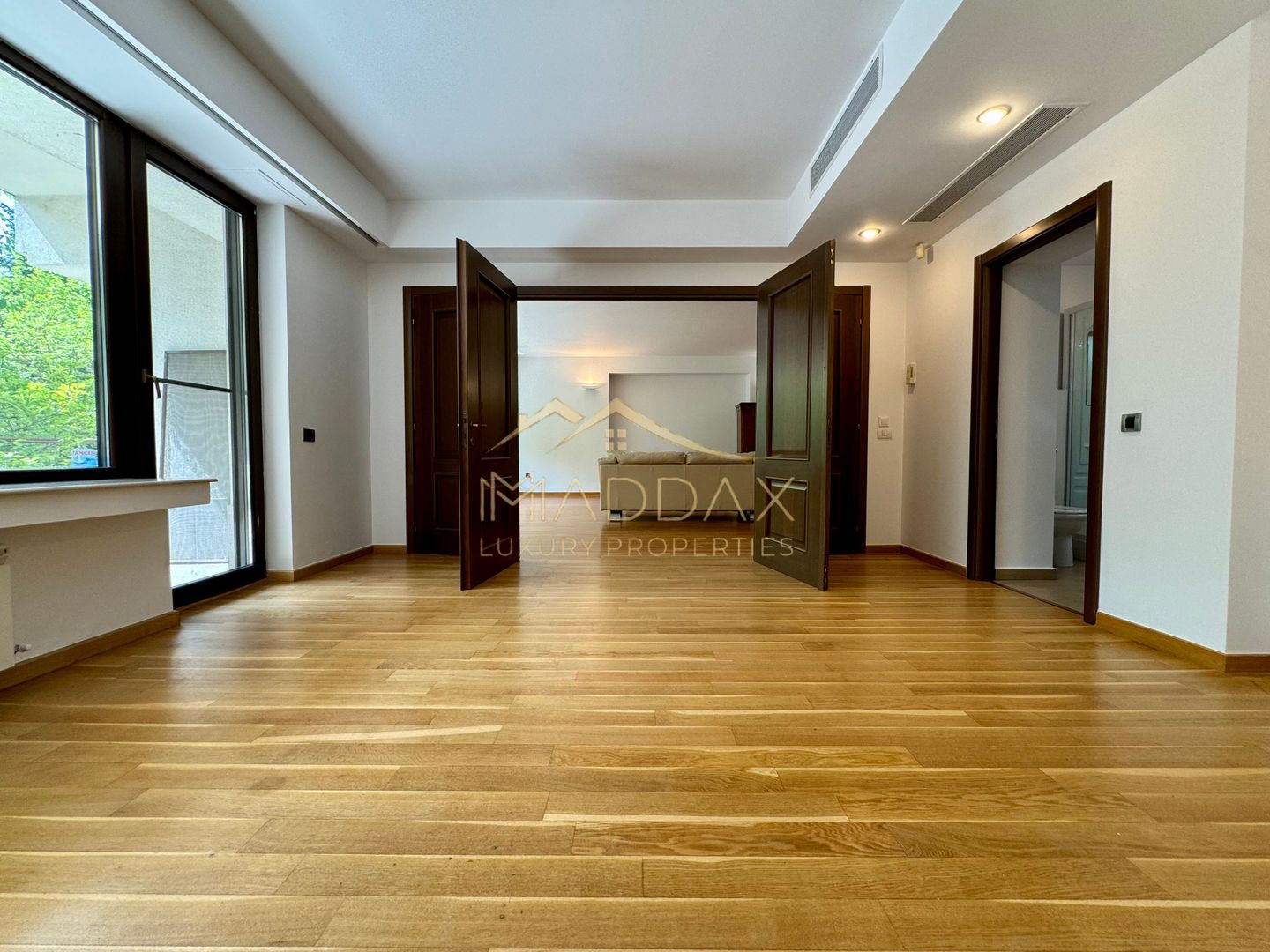 Apartament cu 4 camere 250mp* 2 parcări subterane / Dorobanti-Capitale - Poză 6