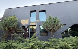 Vila Exclusivista *2223mp teren* / Piscina proprie / 5 garaje / Otopeni - Poză 6