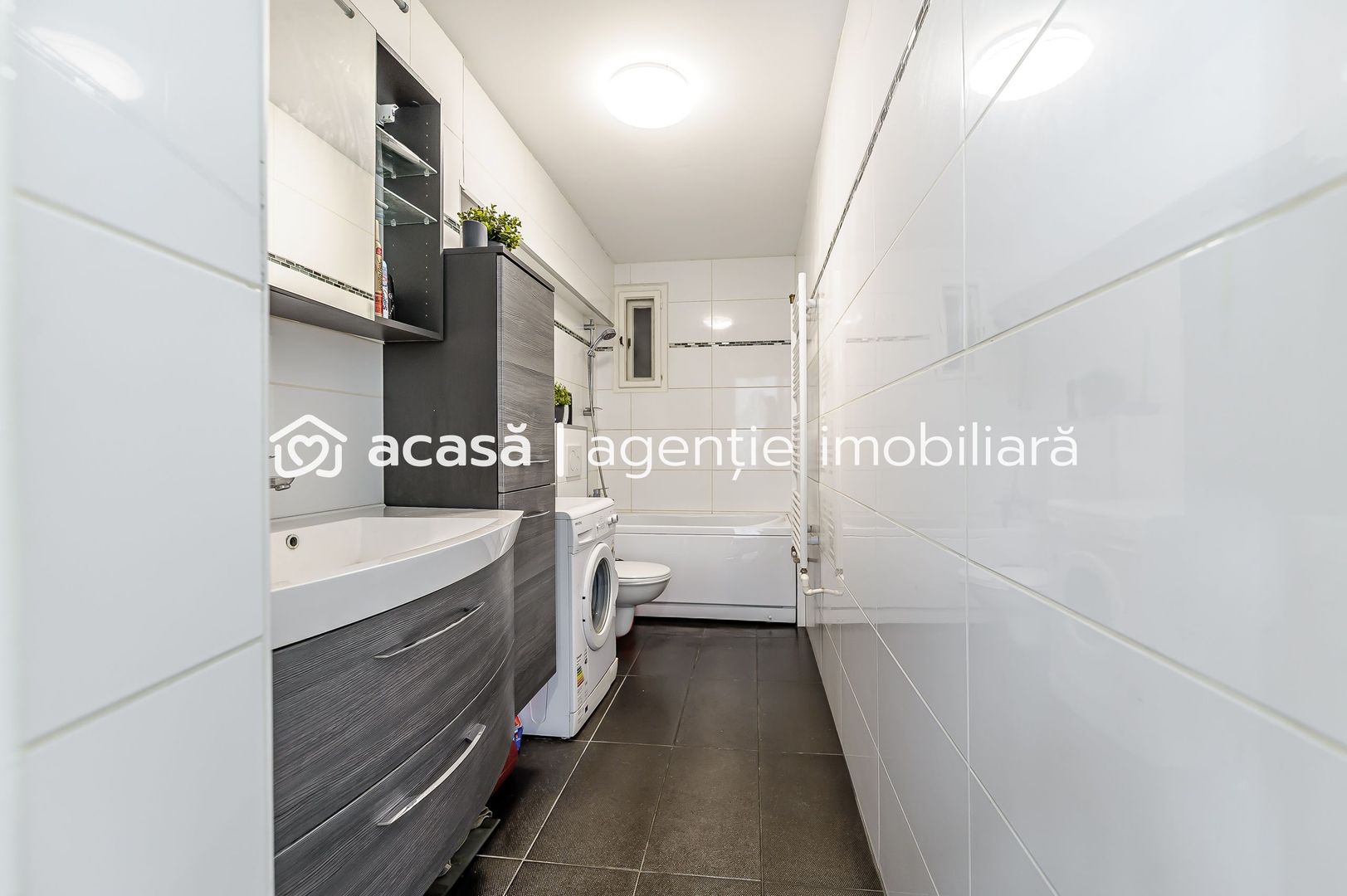 Apartament la casă, zonă centrală - Poză 6
