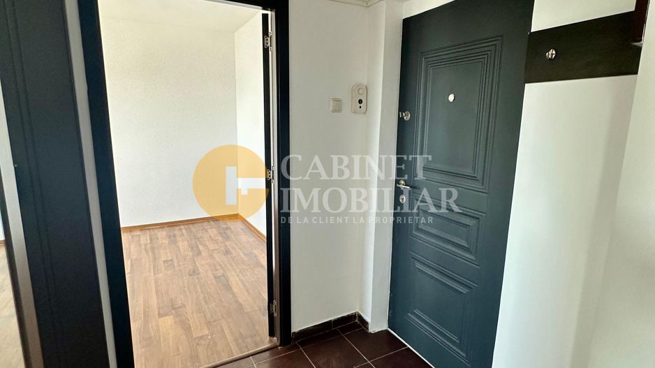 2 Camere Decomandat - Zona Alexandru Cel Bun - Rond 28 - Poză 3