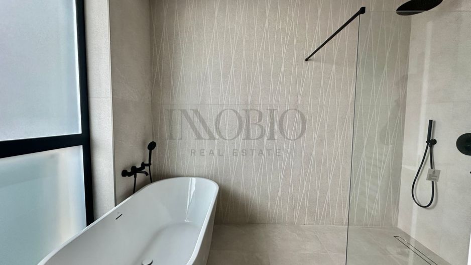 Vila 5 Camere | Rooftop Pool | Smart Home - Poză 12