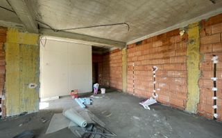 Duplex pe parter - 3 camere - zona Valery - 145.000€ - Poză 3