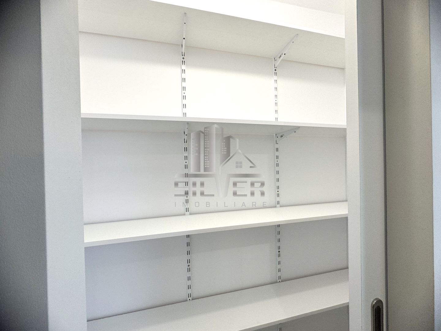 Apartament cu 4 camere dec./78mp/zona Primaverii. - Poză 4