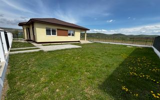 Casa de vânzare în Alba Iulia, zona Micești - Poză 4