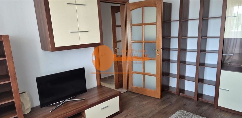 Apartament cu 2 camere in zona Stadion Giulesti-Crangasi - Poză 1